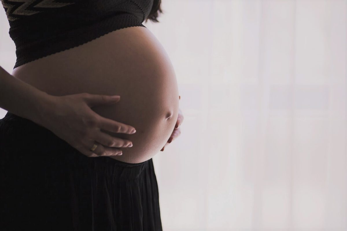 Jak dbać o rozstępy po ciąży?